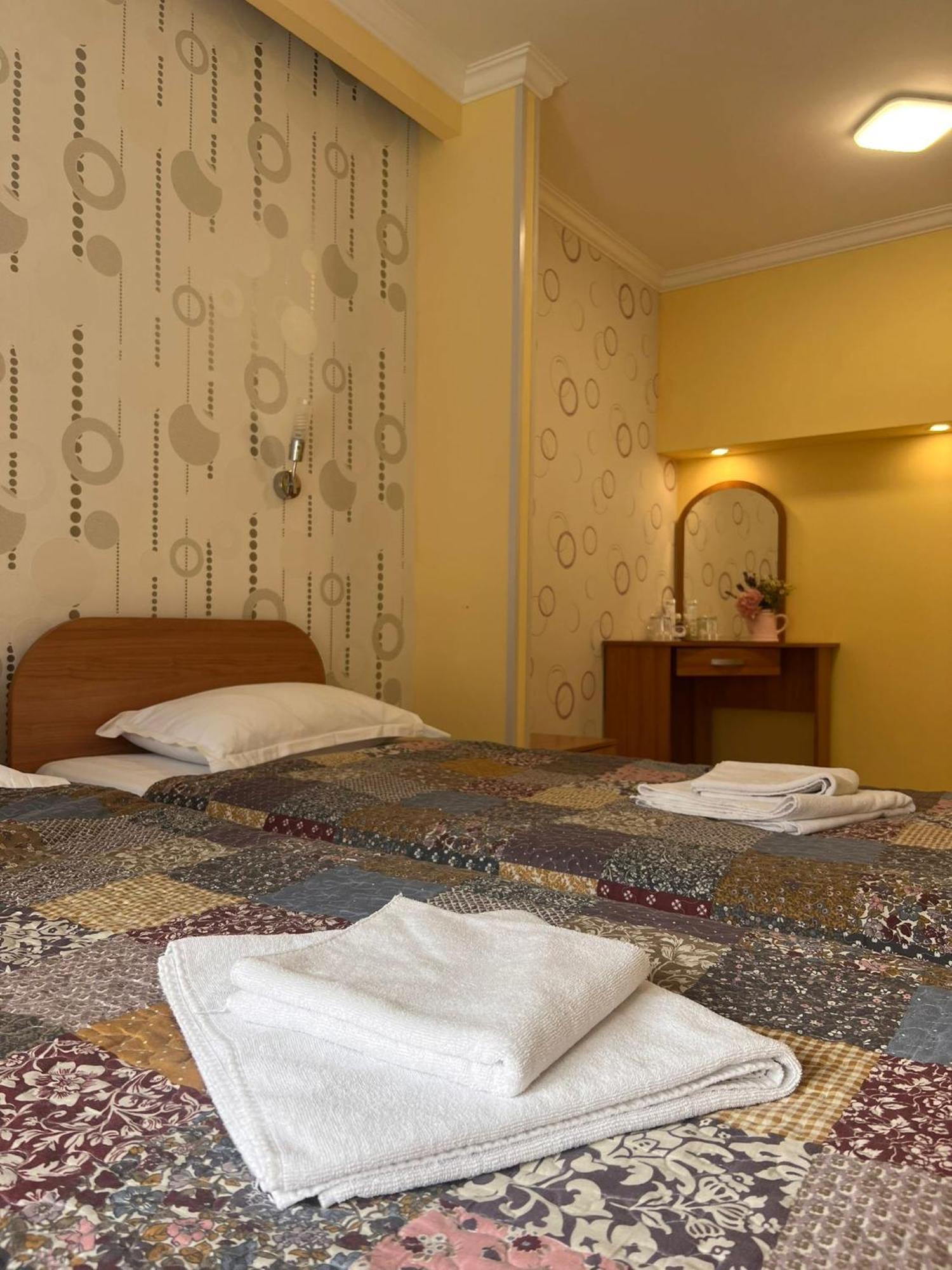 Pension Old City Брашов Экстерьер фото