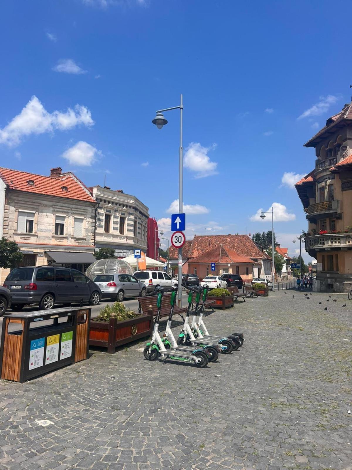 Pension Old City Брашов Экстерьер фото
