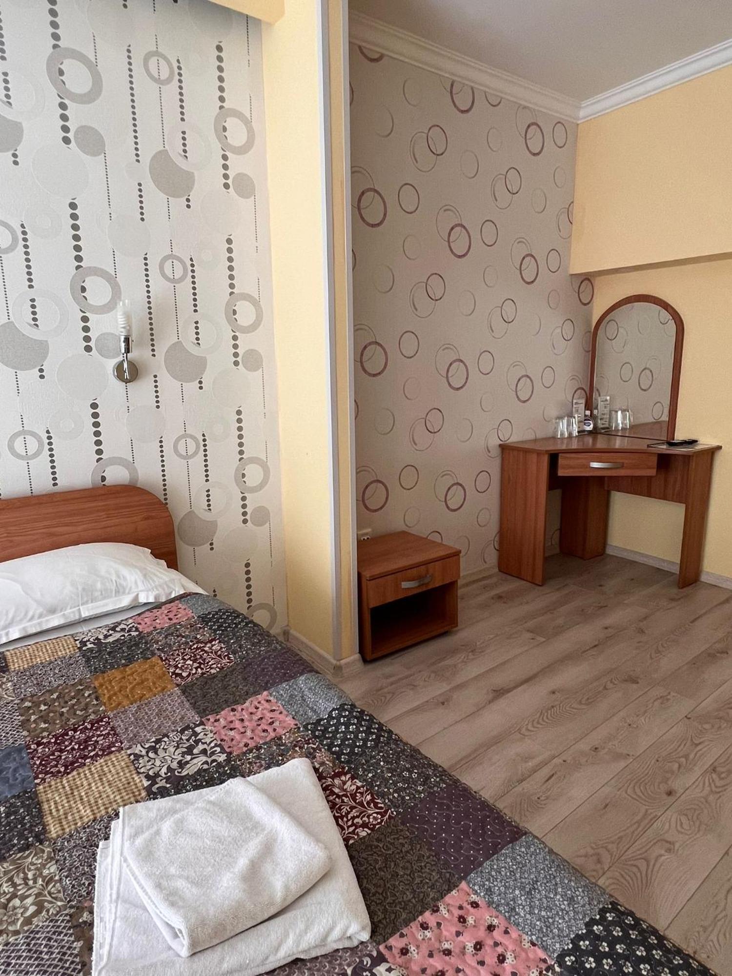 Pension Old City Брашов Экстерьер фото